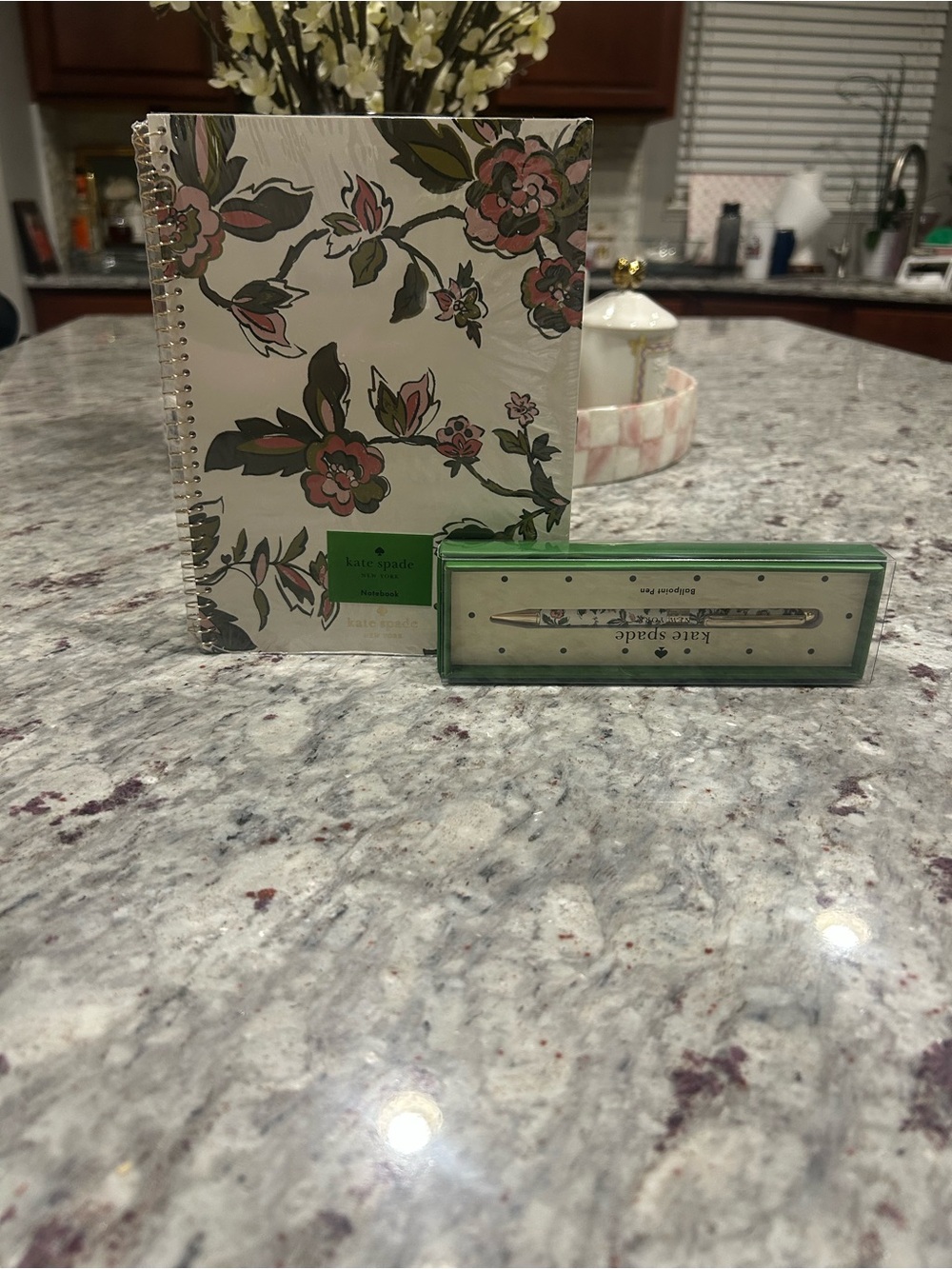 kate spade Floral Spiral Notebook & Matching Pen - NWT